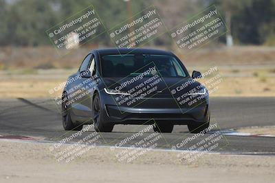 media/Sep-20-2025-Extreme Speed (Sat) [[1fcc23683c]]/Orange (Mid Intermediate)/Session 1 (Sunset)/